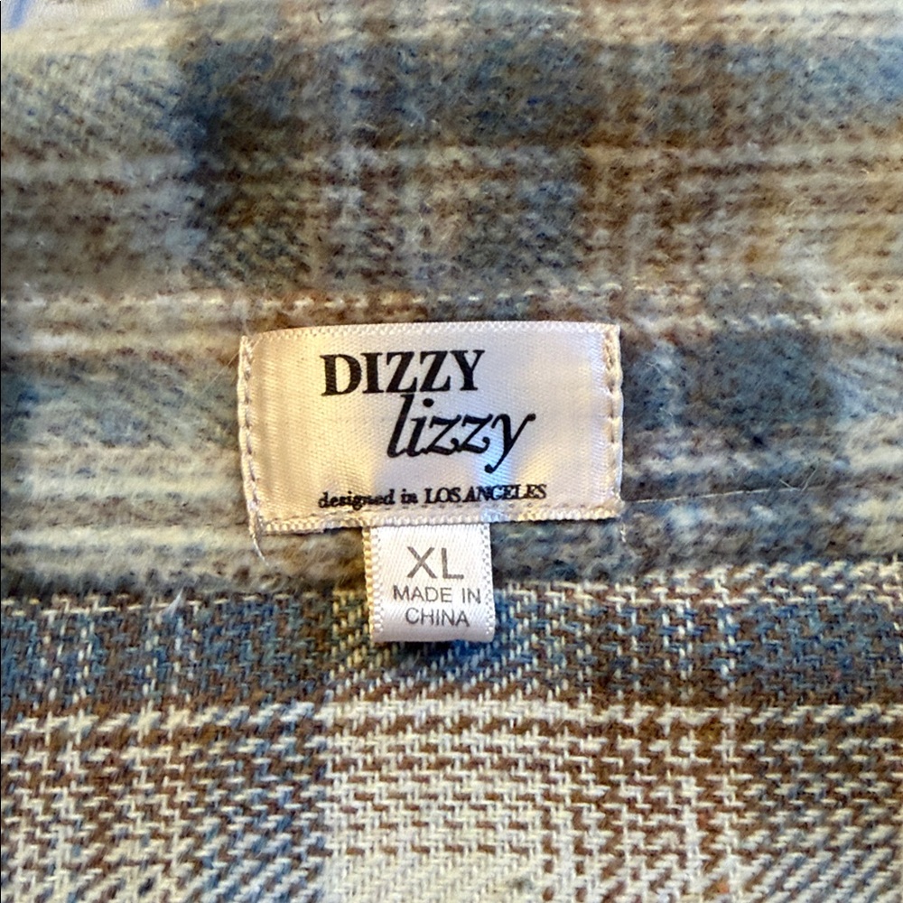 NWOT Dizzy Lizzy flannel shacket Size XL - Picture 4 of 5